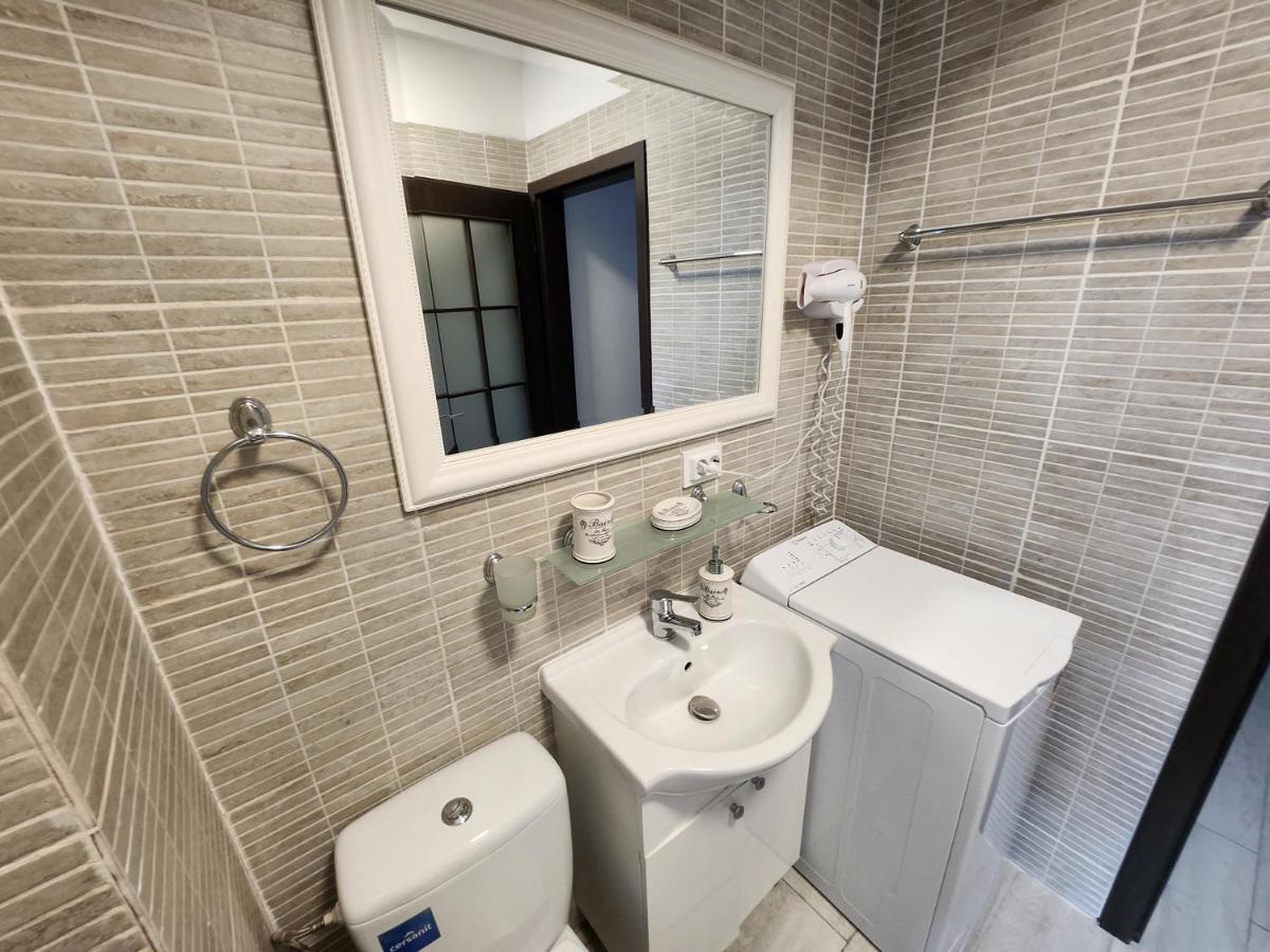 New House In Ultra Center Near Iulius & Palas Mall Iasi Buitenkant foto